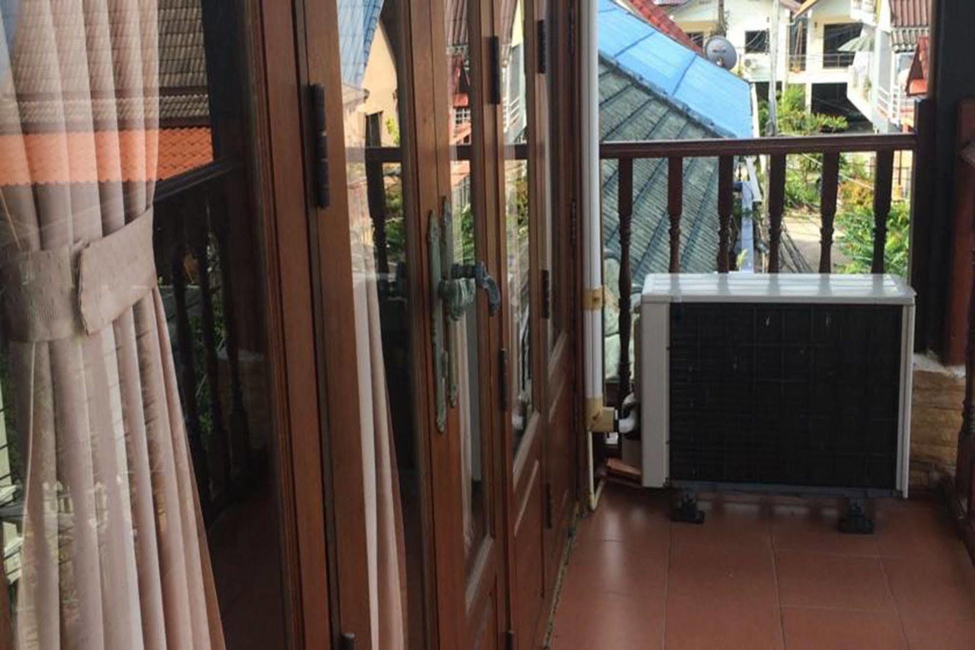 Beau And Blonde House Kamala Hotel Exterior foto